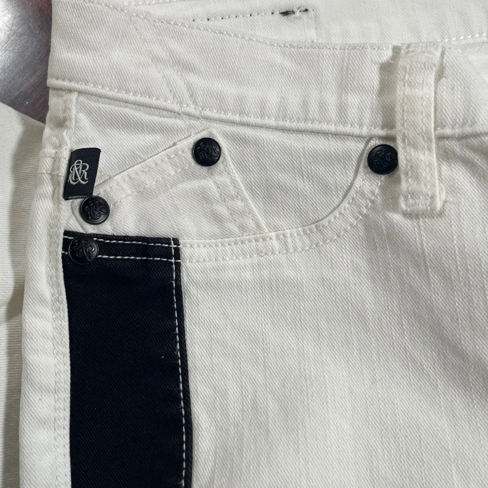 Rock & Republic Carnivale White Tuxedo Stripe Cropped Jeans Women 16 R210594 EUC